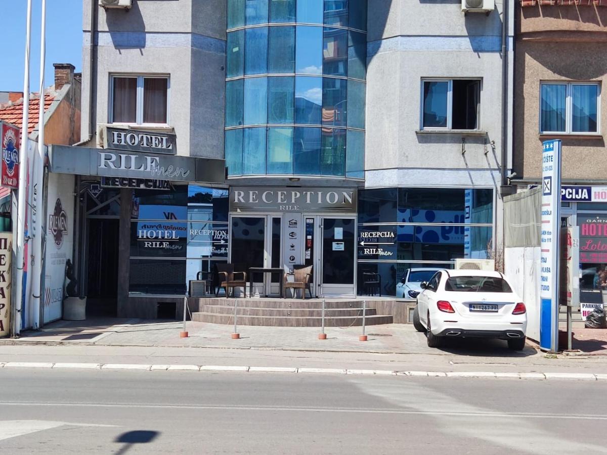Hotel Rile Men Blue Ni Kültér fotó