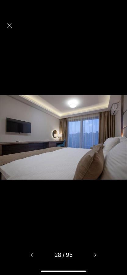 Hotel Rile Men Blue Ni Kültér fotó