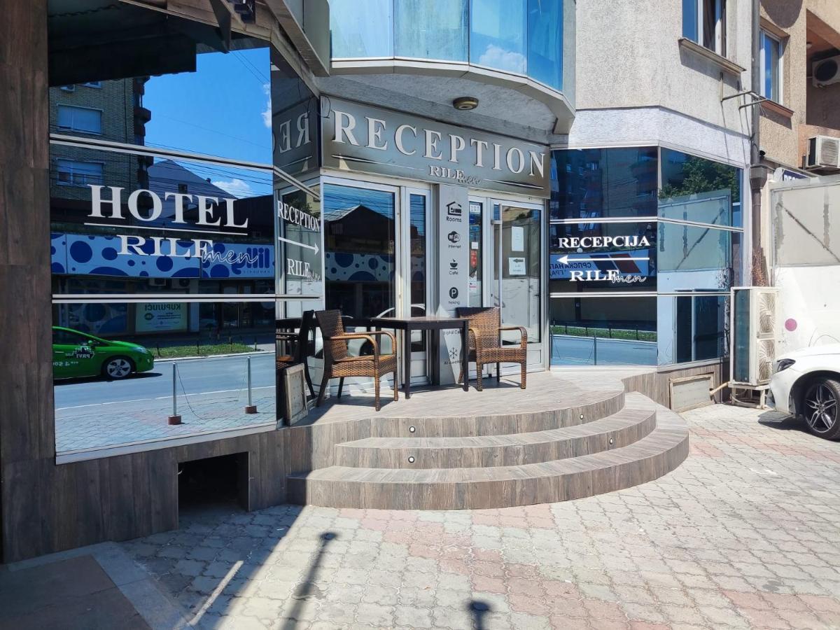 Hotel Rile Men Blue Ni Kültér fotó